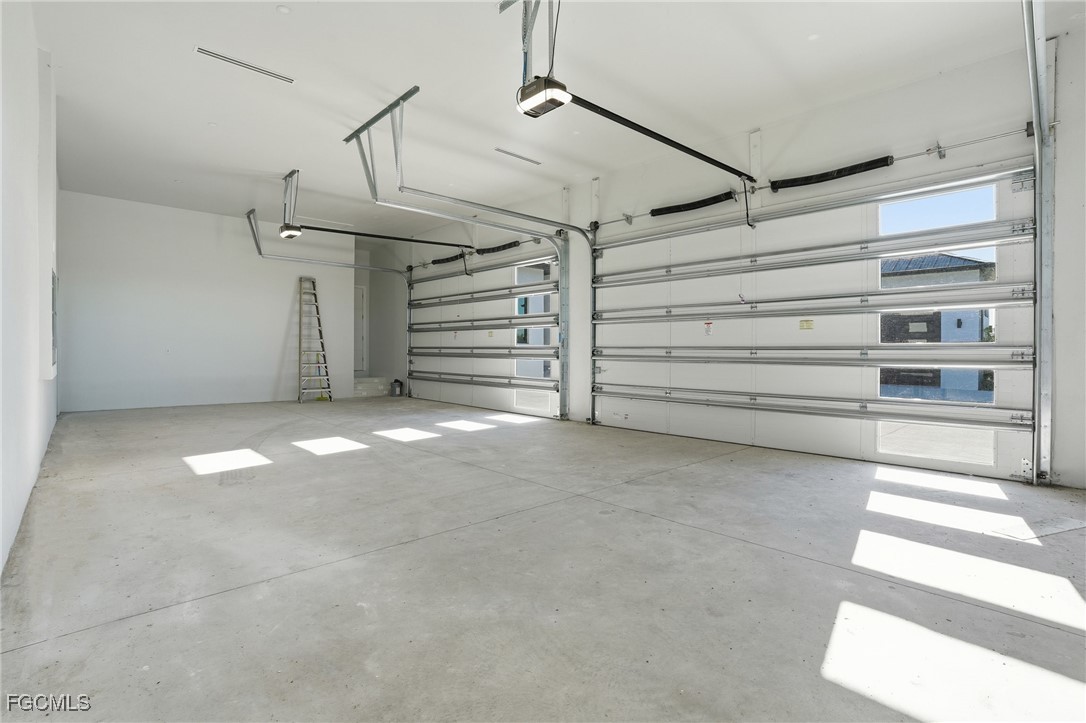 2532 CALOOSA SHORES DR