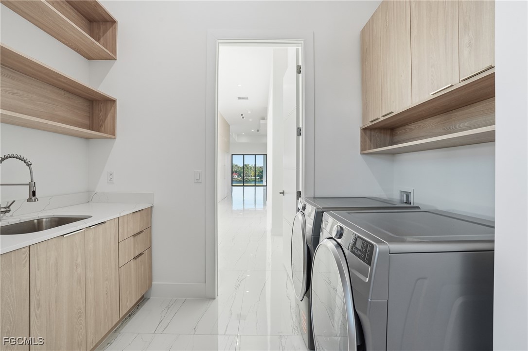 2532 CALOOSA SHORES DR