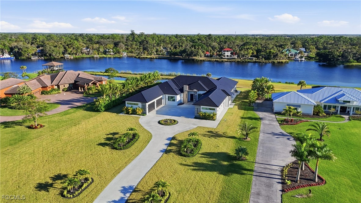 2532 CALOOSA SHORES DR