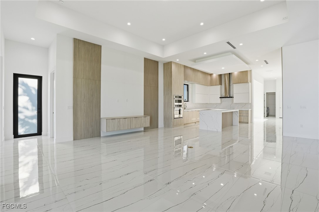 2532 CALOOSA SHORES DR