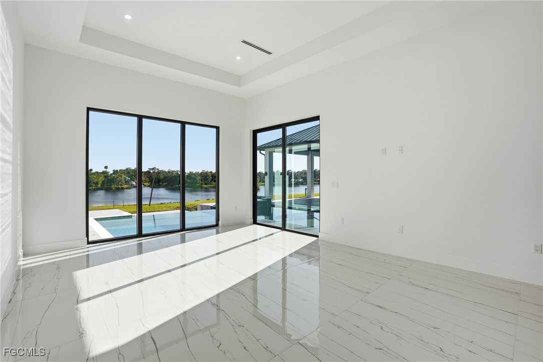 2532 CALOOSA SHORES DR