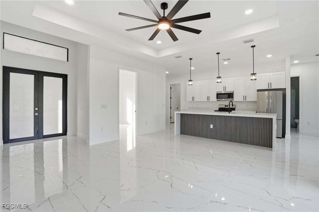 88 Orange AVE