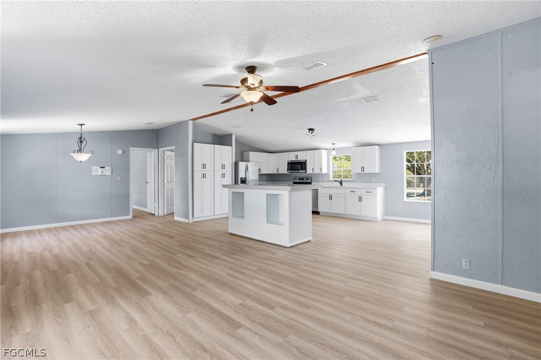 1446 Seminole AVE