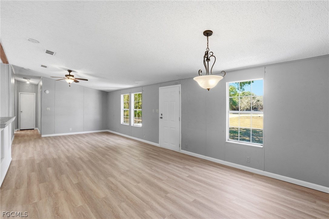 1446 Seminole AVE