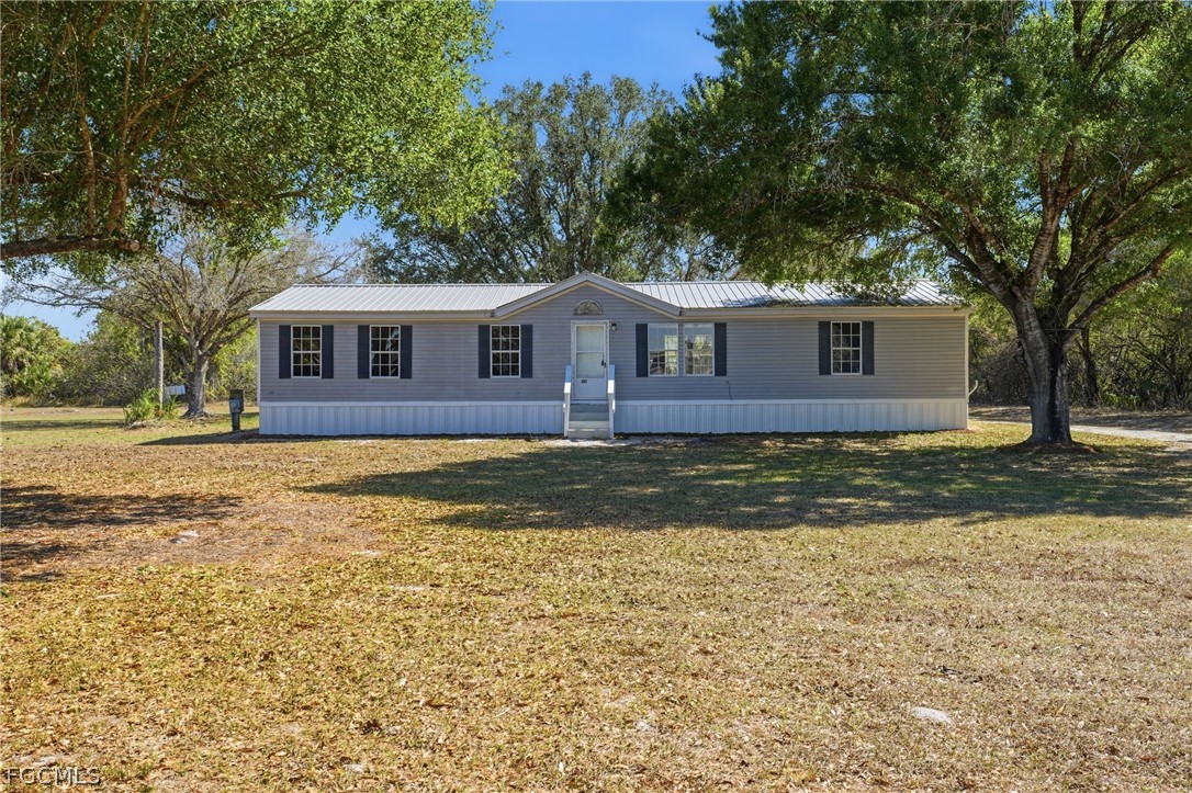 1446 Seminole AVE