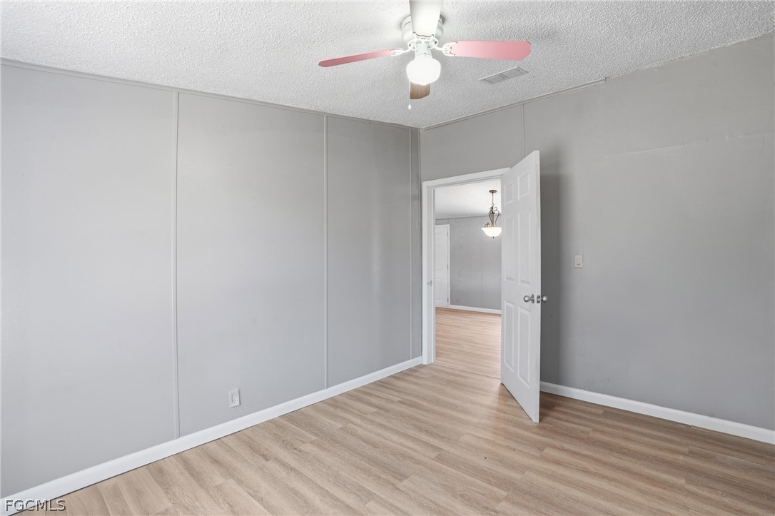 1446 Seminole AVE