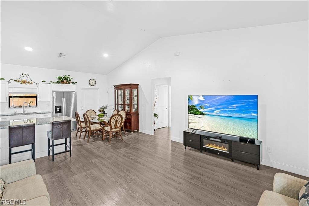 9012 S Indio CT