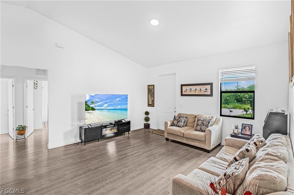 9012 S Indio CT