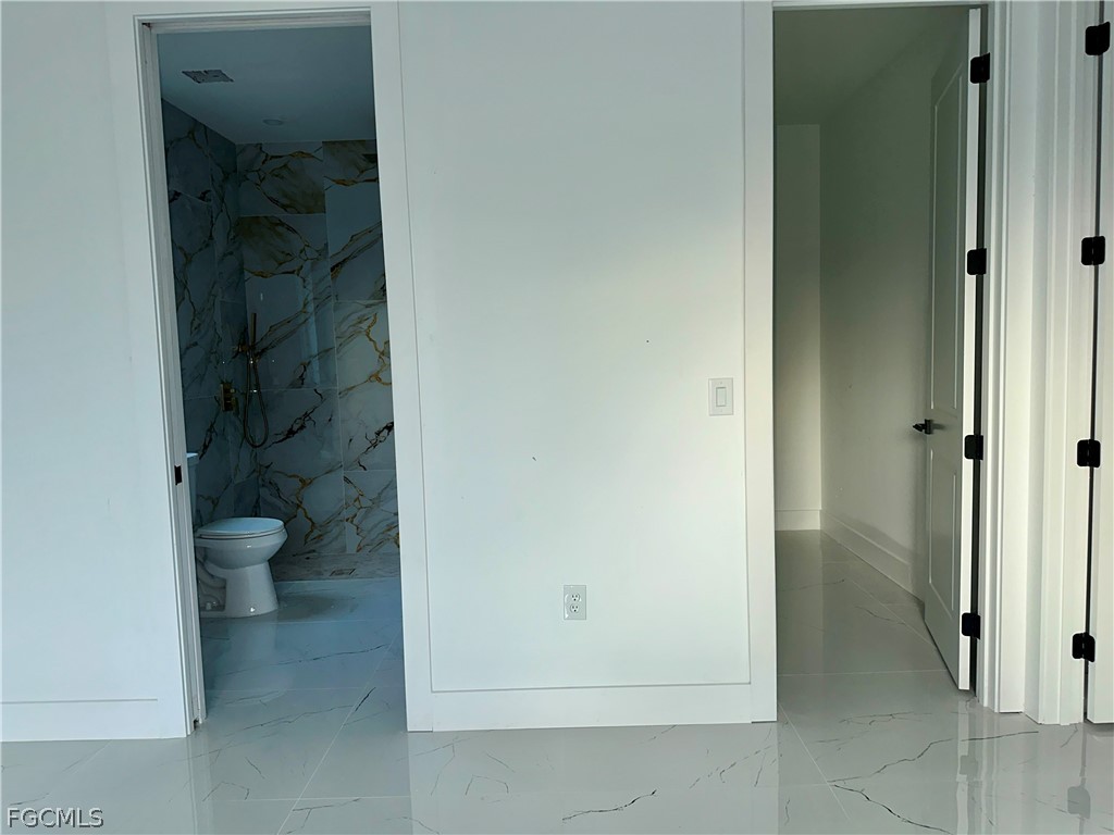 3004 Iris CIR