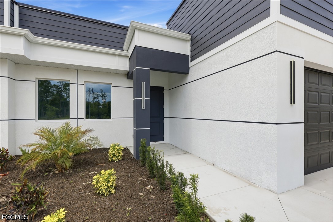 3004 Iris CIR