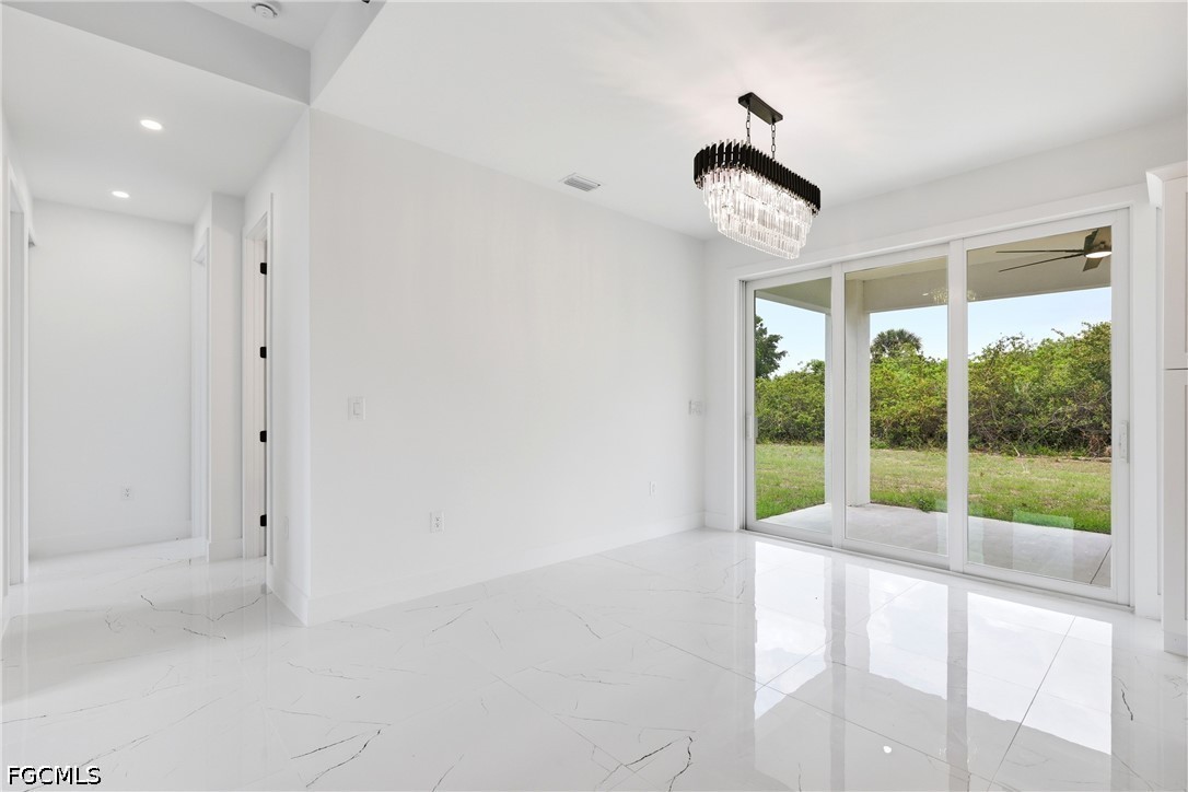3004 Iris CIR
