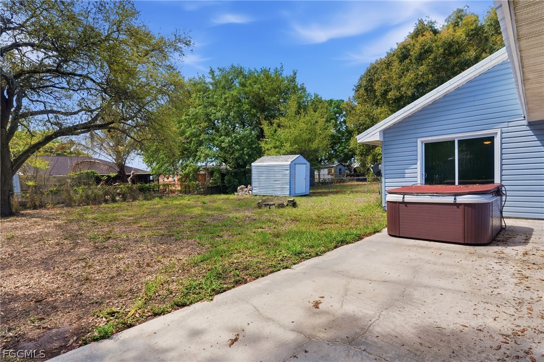 210 E Sugarland CIR