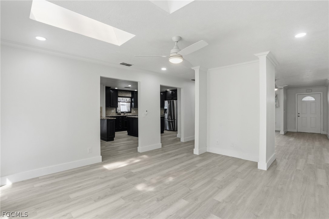 210 E Sugarland CIR