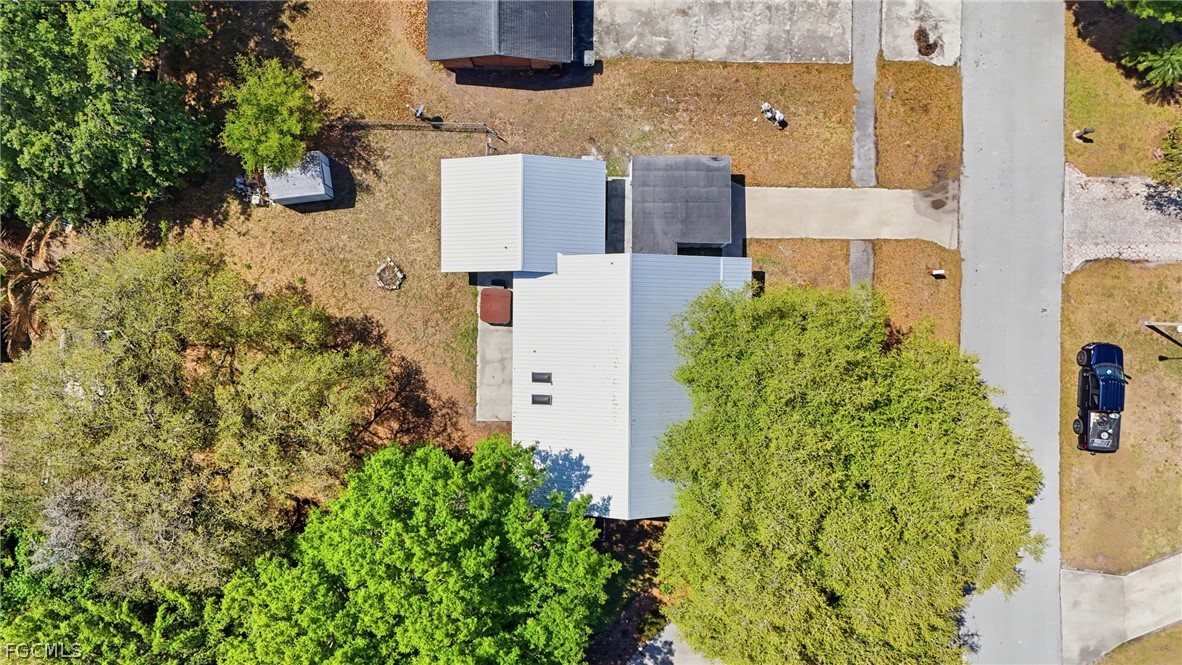 210 E Sugarland CIR