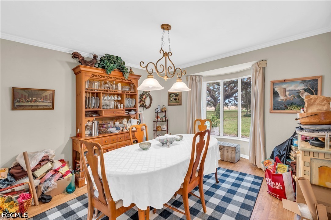 1210 Riverbend DR
