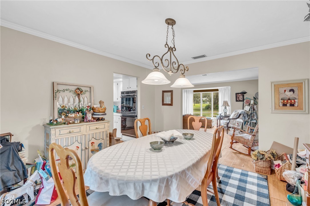1210 Riverbend DR