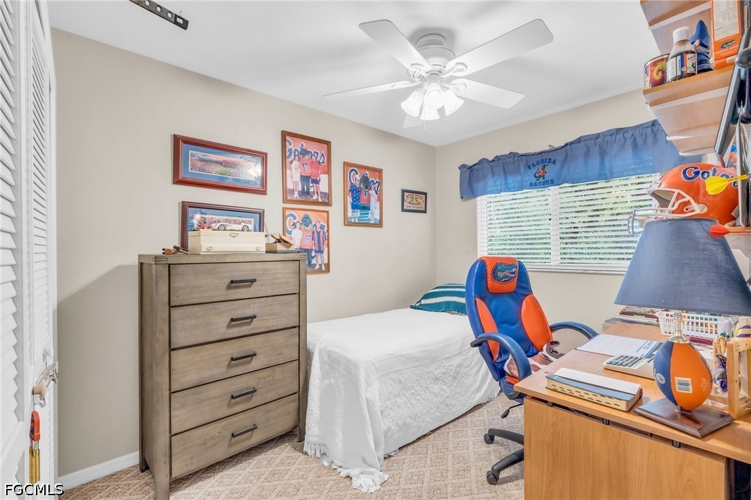 1210 Riverbend DR