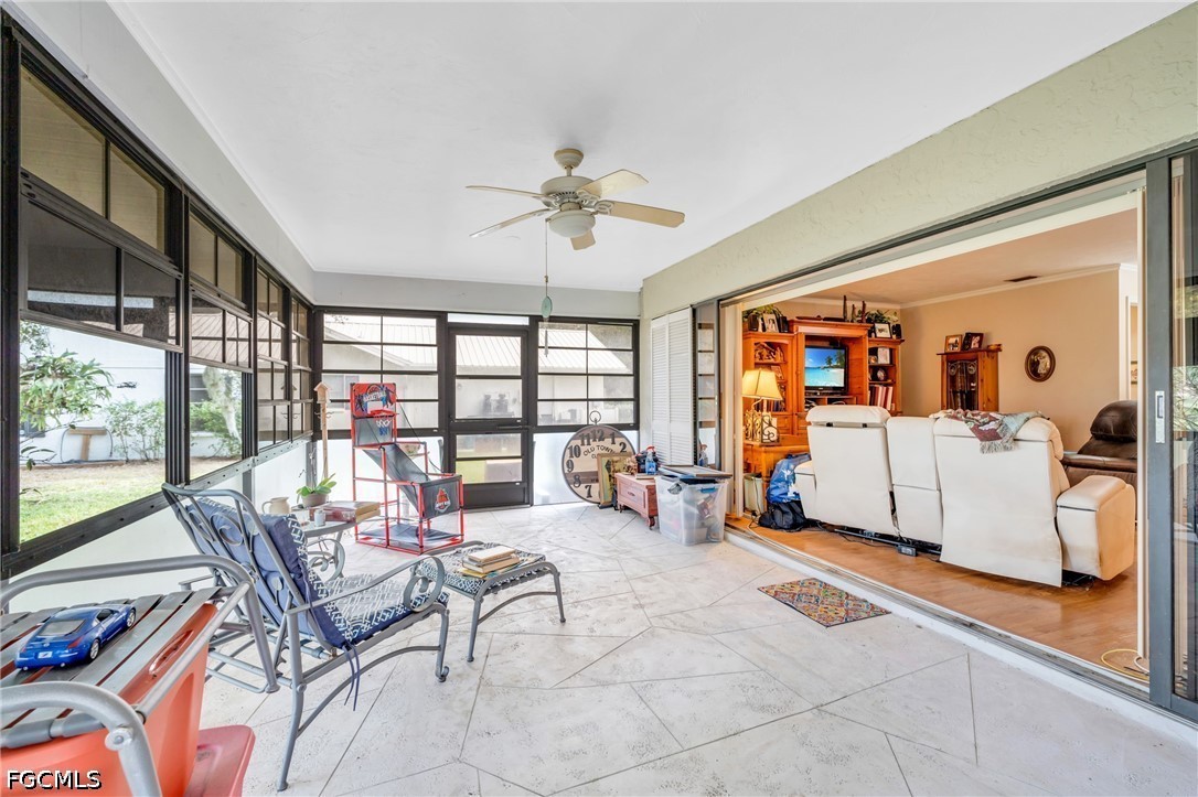 1210 Riverbend DR