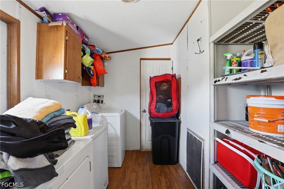 1031 Della Tobias AVE