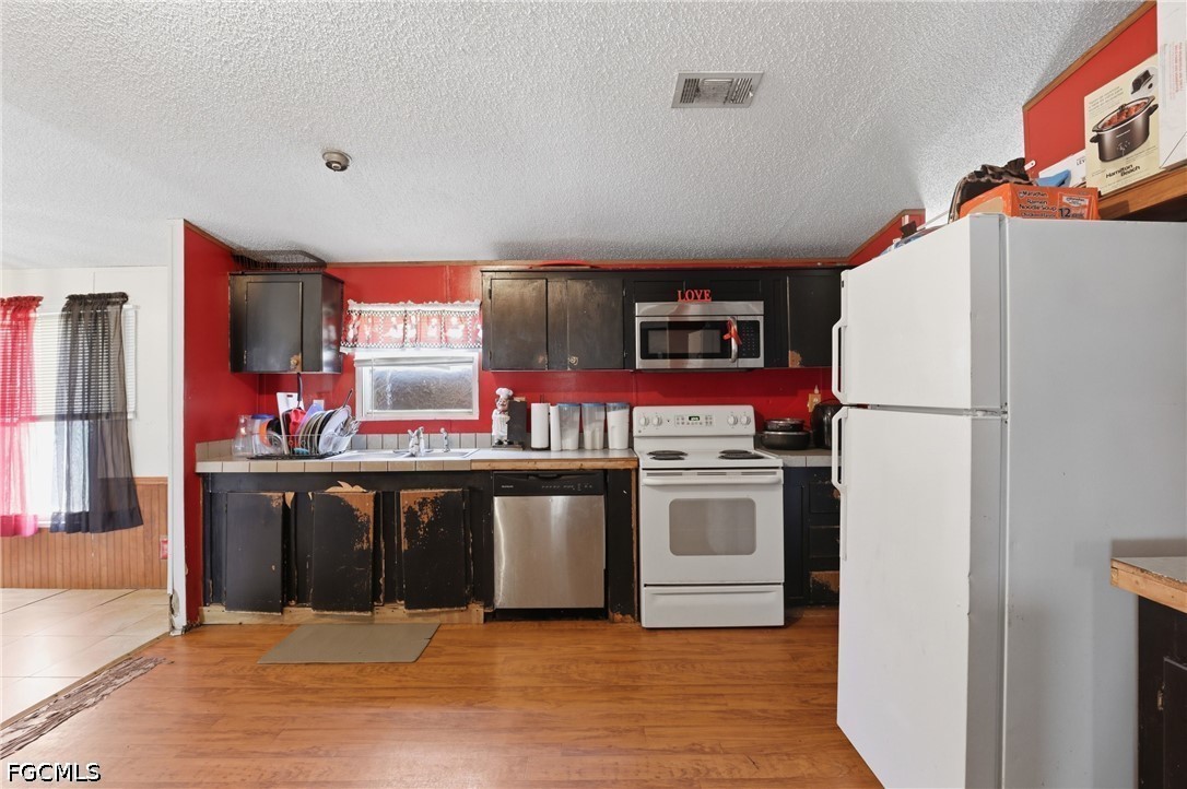 1031 Della Tobias AVE