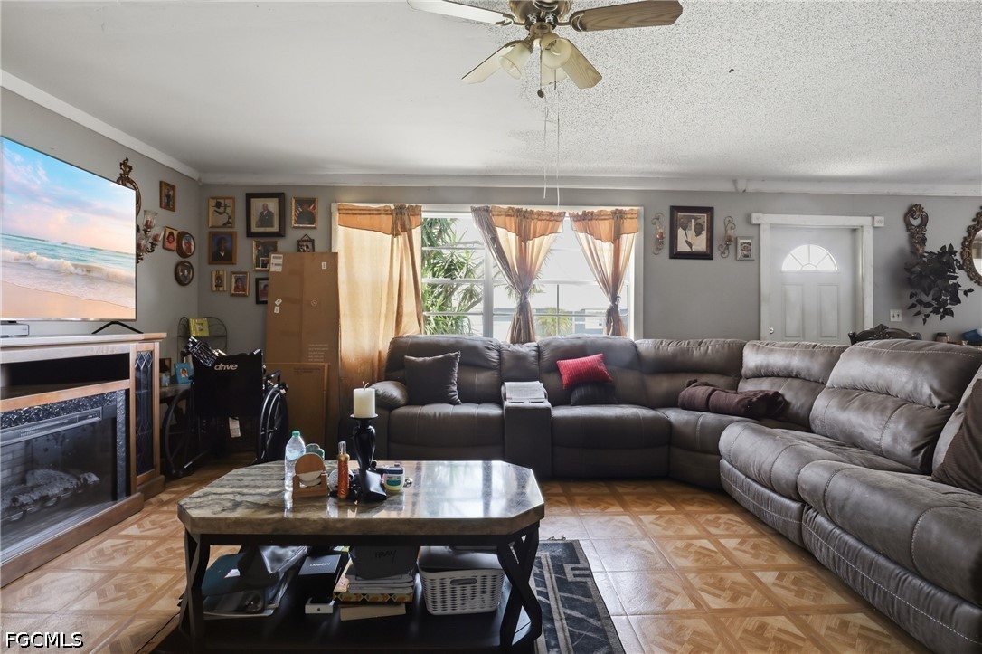 1132 Mississippi AVE