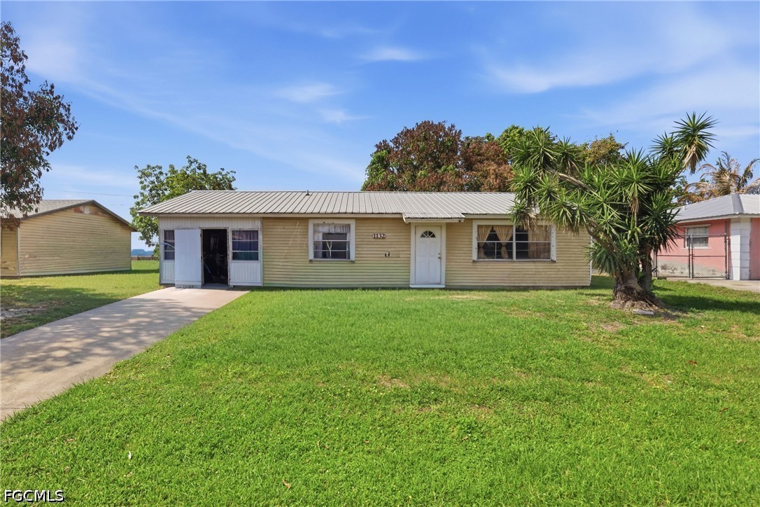 1132 Mississippi AVE