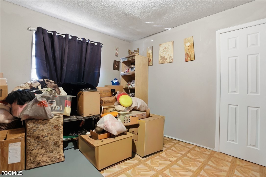 1132 Mississippi AVE