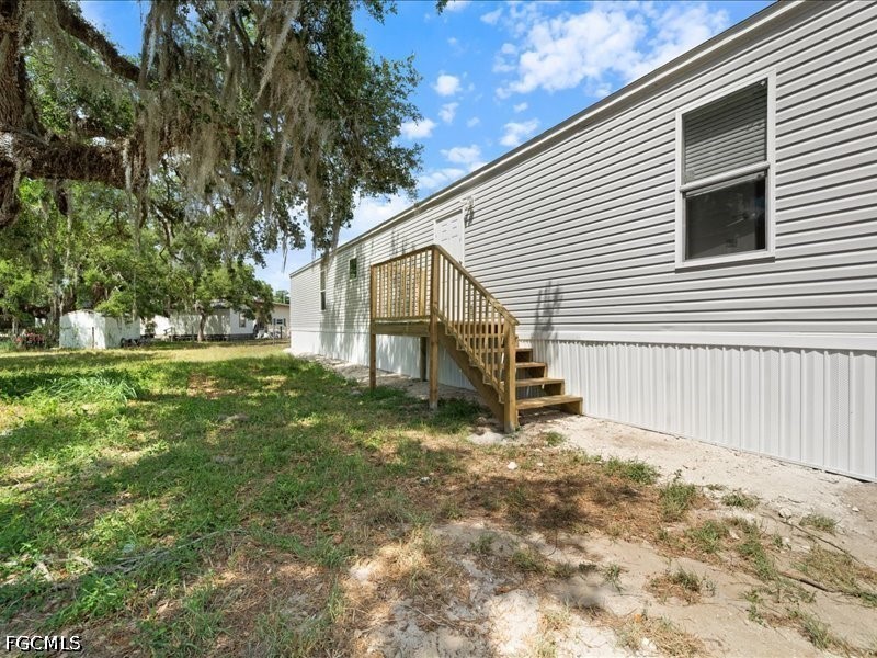 1038 Canopy LN