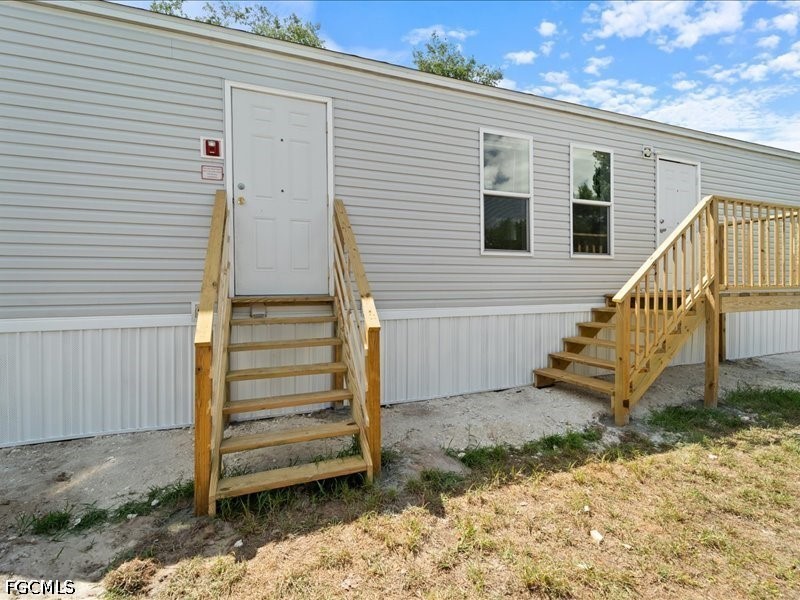 1038 Canopy LN
