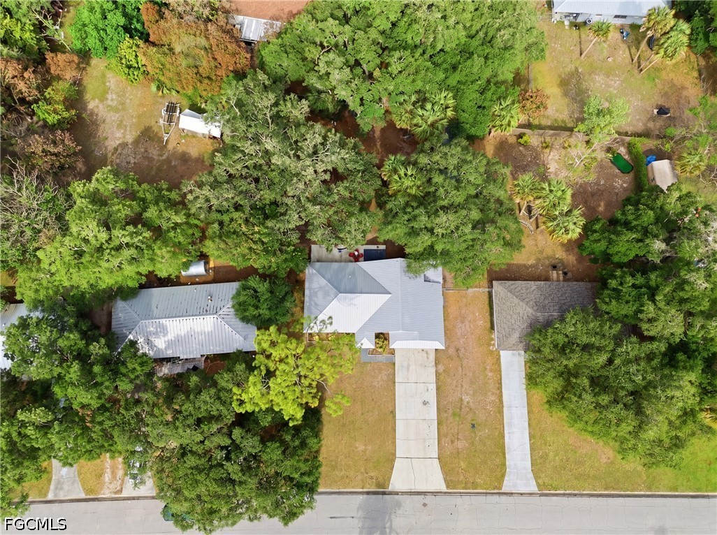 4022 E Sunflower CIR