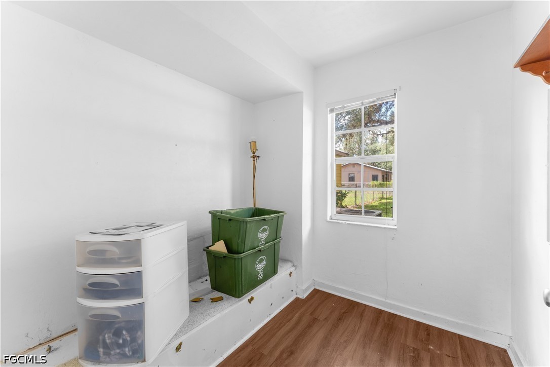 260 Fraser AVE