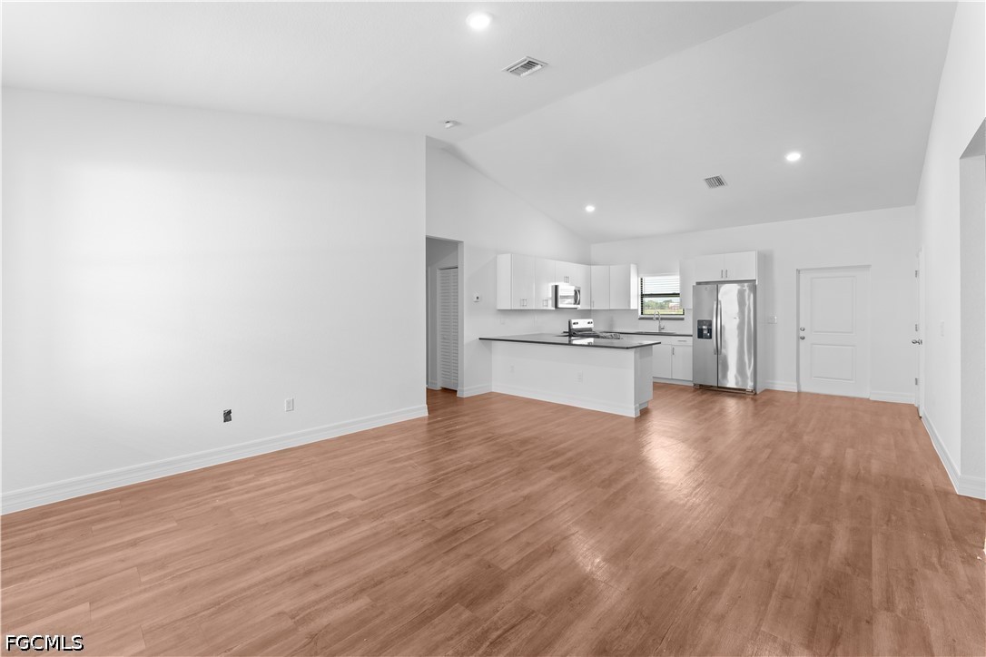 9019 N Indio CIR
