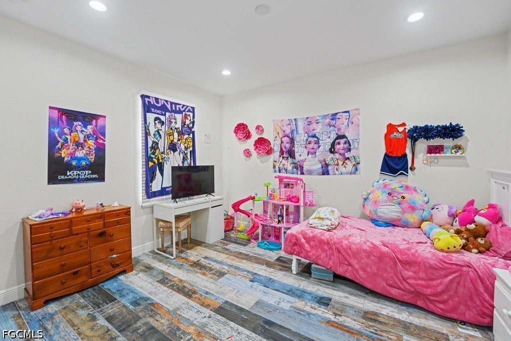 8006 Oakleaf CIR