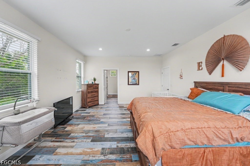 8006 Oakleaf CIR