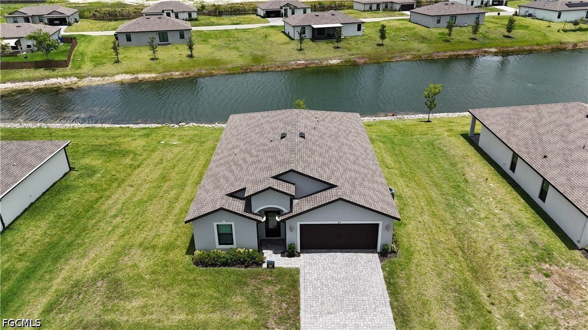 815 Gen D Macarthur AVE
