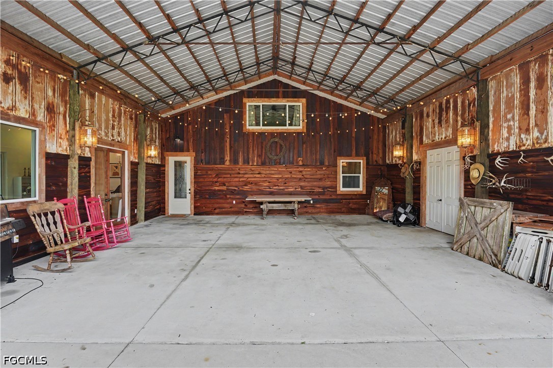 3700 Fort Adams AVE