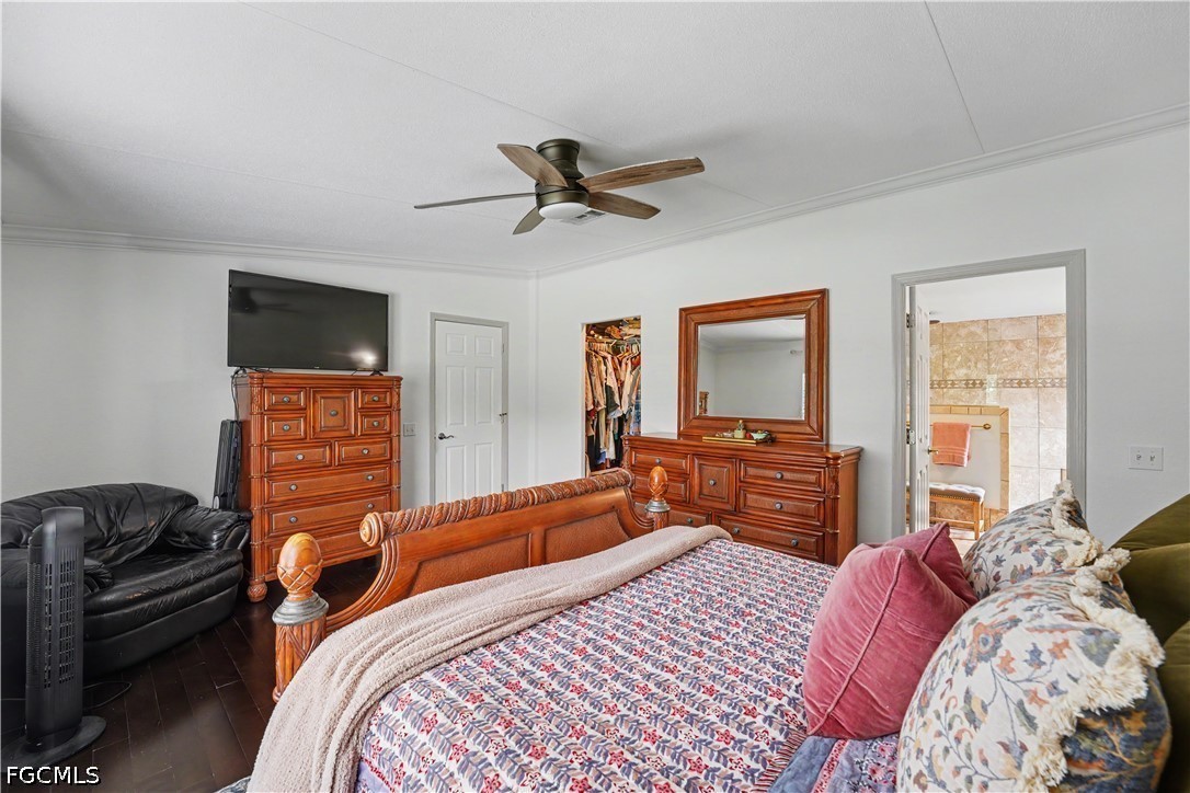 3700 Fort Adams AVE
