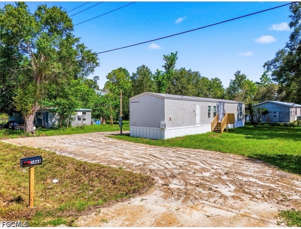 1468 Navaho AVE