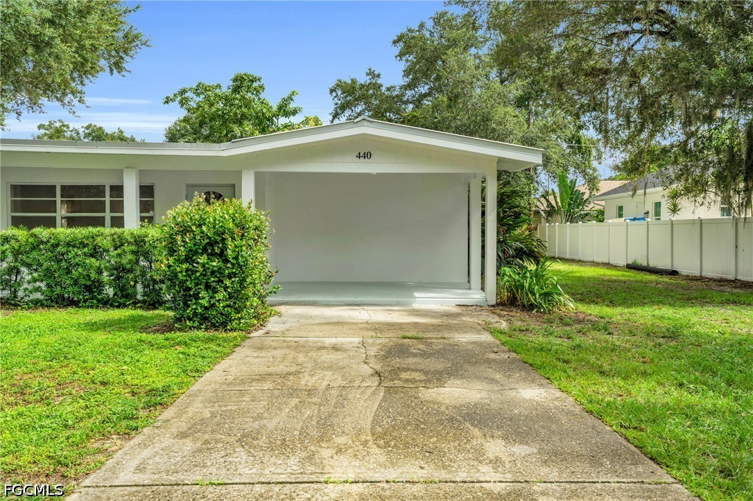 440 6th AVE
