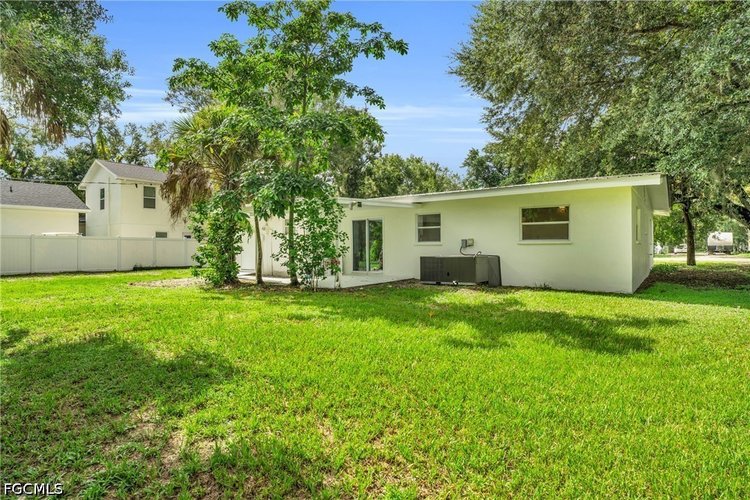440 6th AVE