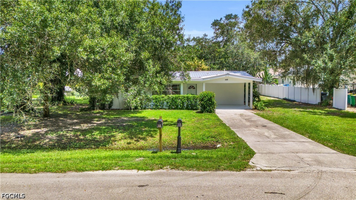 440 6th AVE