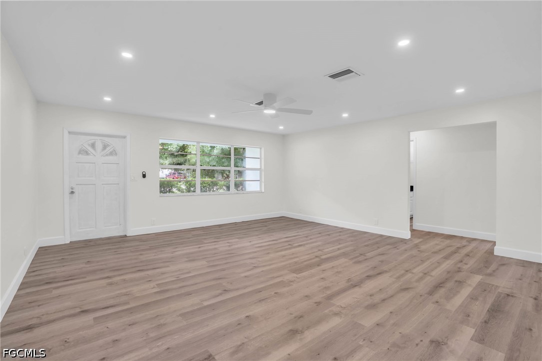 440 6th AVE