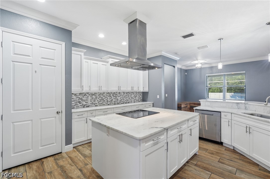 7038 Tide CIR