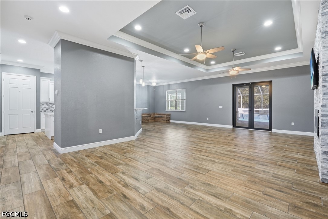 7038 Tide CIR