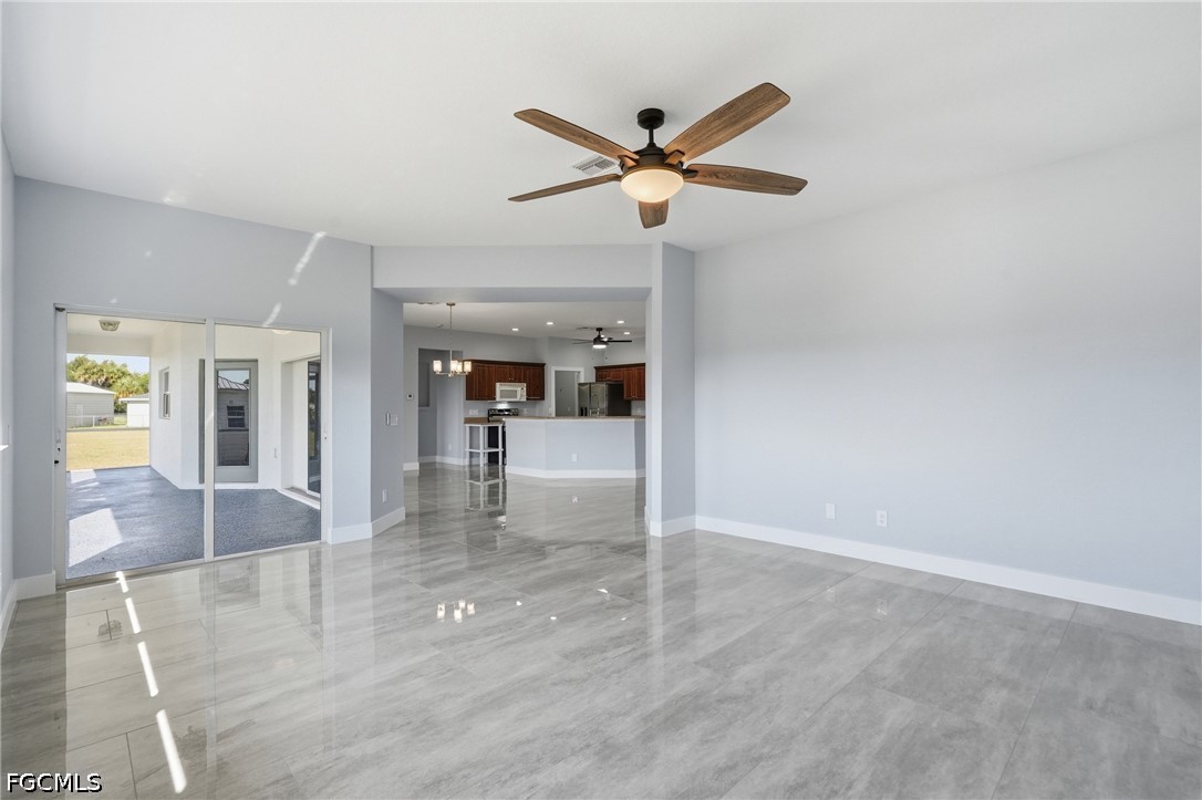 4529 Springview CIR