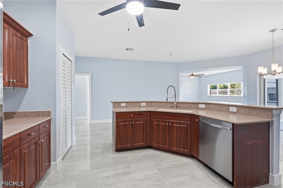 4529 Springview CIR