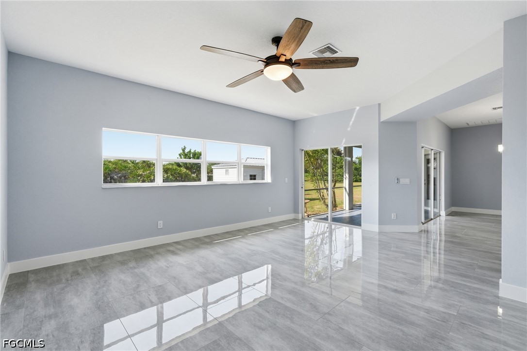 4529 Springview CIR
