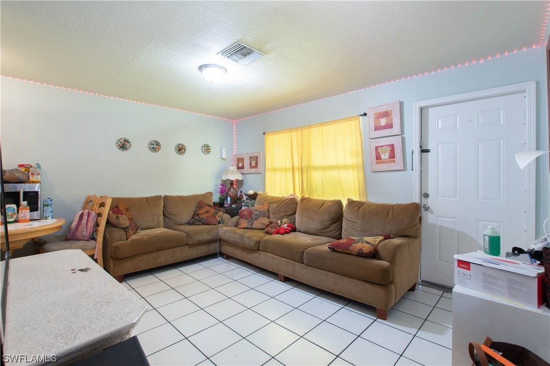 5458-5460 Seventh AVE