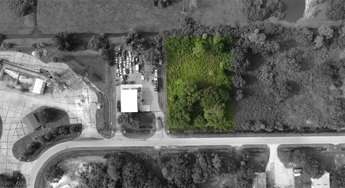 311 S Industrial LOOP