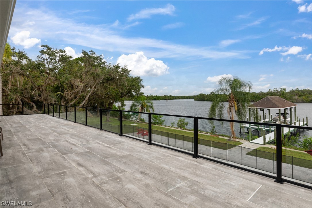 12524 River RD